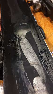 Skiservice: Ausbessern aufgeschmolzener Kratzer