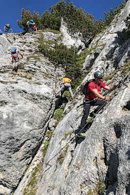 Bergsteiger im Klettersteig am Stoderzinken