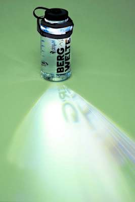 Wasserflasche als Lampe