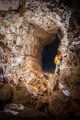 Höhlenforscher im Goldloch am Türnitzer Höger (Niederösterreich)