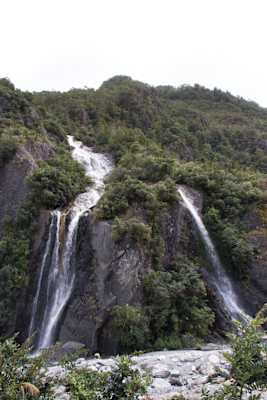 Wasserfälle beim Franz Josef Glacier