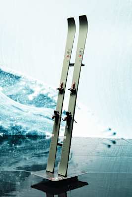 TOUR 85: Ausgewogener Allround-Tourenski für alle Schneebedingungen.