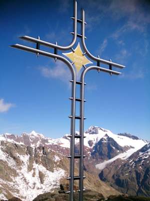 Gipfelkreuz auf der Pleresspitze