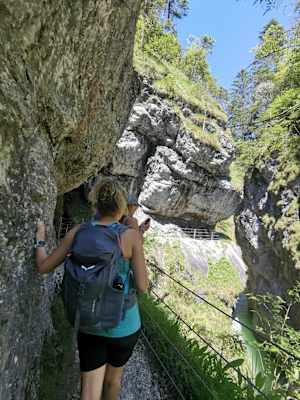 Gesicherte Wege in der Tiefenbachklamm