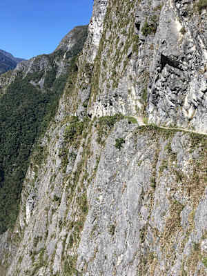 Taroko Zhuilu Old Road Taiwan Blog Martin Foszczynski