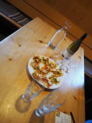 Maighelshütte in der Schweiz: Apéro-Zeit