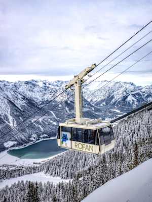 Die Rofan Seilbahn bringt Wintersportler in das gleichnamige Skigebiet