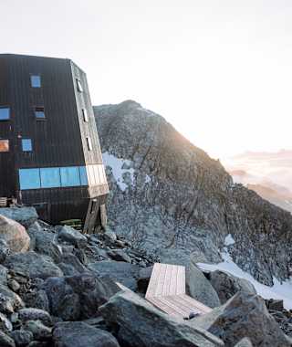 Die Schwarzensteinhütte