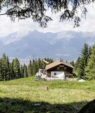 Idyllisch gelegen - die Sistranser Alm