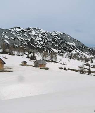 Die Hütten auf der Tauplitzalm.