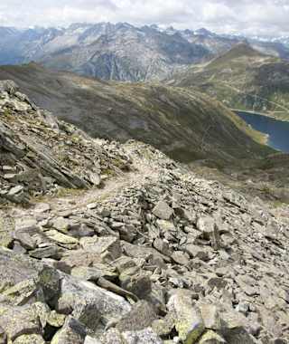 Abstieg vom Giübin zum Lago della Sella
