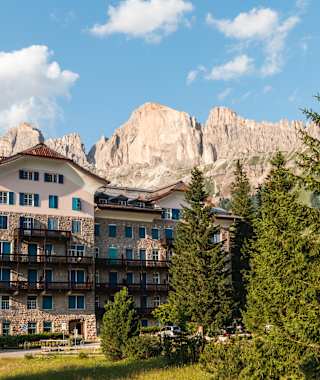 Das Grand Hotel Carezza, in dem schon Kaiserin Elisabeth ihren Sommerurlaub verbrachte.