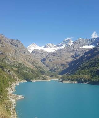 Bequemer Beginn des Hüttenweges