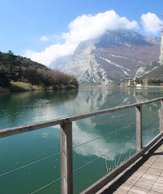 Am Ufer des romantischen Lago di Toblino