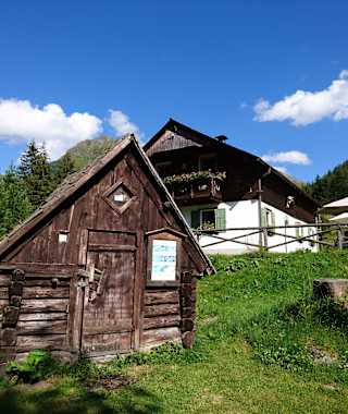 Die Franzlbauer Hütte am Weg
