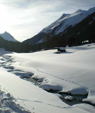 Fabian Johann genießt die ersten Schneeflocken der Saison 