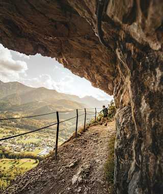 Imposante Weganlage Ewige Wand