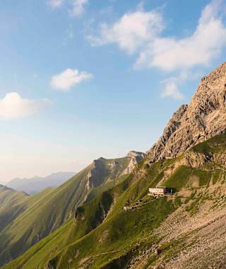 Das Waltenberger Haus am Fuße von Mädelegabel und Trettachspitze