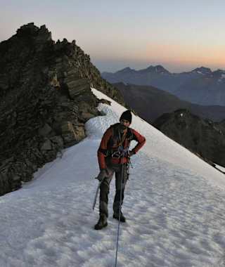 Der Tag erwacht – wir auch. Zwischen Gross Bigerhorn und Balfrin