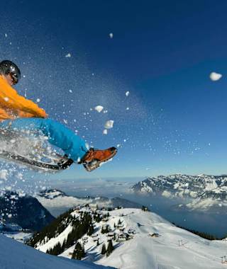 Rasante Schlittelaction in Chälen