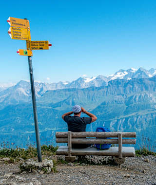 Aussichtsbank auf dem Brienzer Rothorn