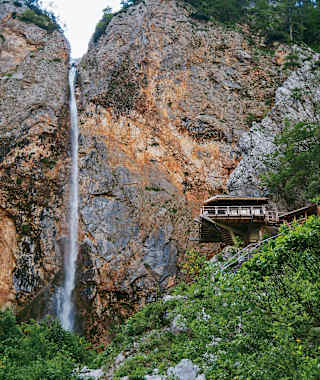 Slap Rinka mit Einkehrmöglichkeit.