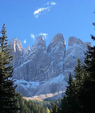 Geislerspitzen am Weg zur Geisleralm im Villnösstal