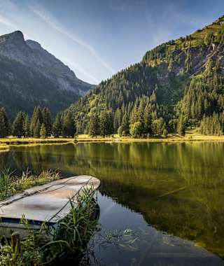 Blick auf den idyllischen Lauenensee