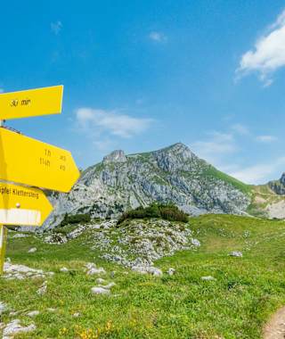 Wegweiser unterhalb des Gschöllkopfes
