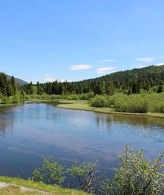Weiter Blick über den See