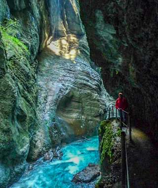 Die Partnachklamm bietet einen spektakulären Auftakt.