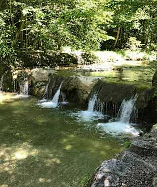 Schöne Wasserwelten am Küsnachter Tobel
