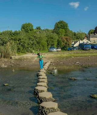 Die Flußüberquerung zu Beginn der Wanderung.