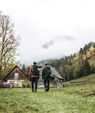 Auf der zweiten Etappe geht es mitten hinein ins einsame Hintergebirge.