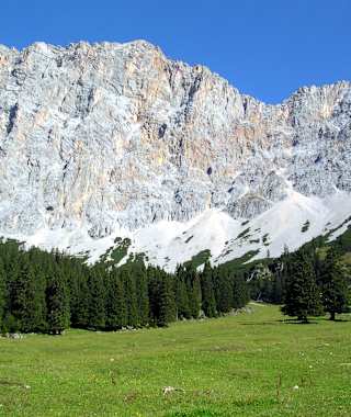 Plattspitzen und Wetterwandeck von der Ehrwalder Alm 
