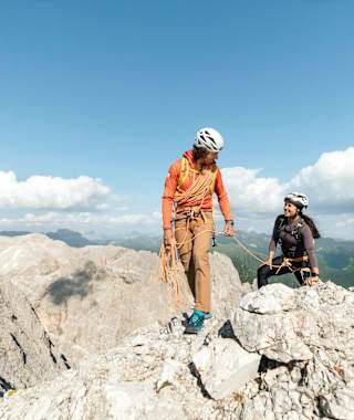 Gut ausgerüstet über die Klettersteigrunde am Rosengarten