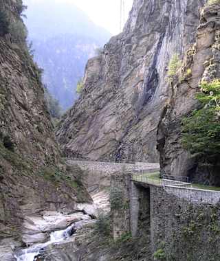 Sentiero Gottardo: Dazio Grande - Faido