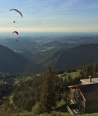 Gleitschirmfliegen am Staufner Haus