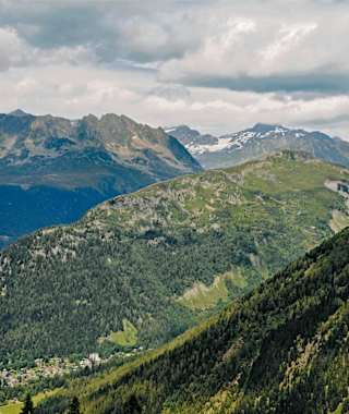 Der ganze Grat der Aiguillette des Posettes vom Col des Montets bis zum Gipfel.