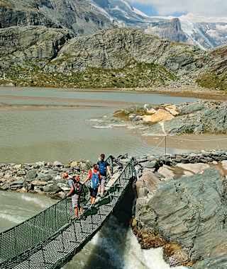 Über die in die Zlöpfschlucht stürzende Möll gelangen wir zum ­Sanderboden.
