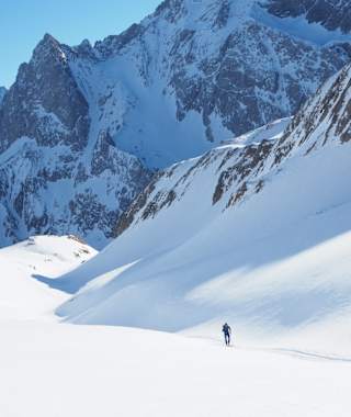 Einsamer Aufstieg aufs Erlijoch
