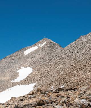 Im oberen Bereich des Gipfelanstiegs