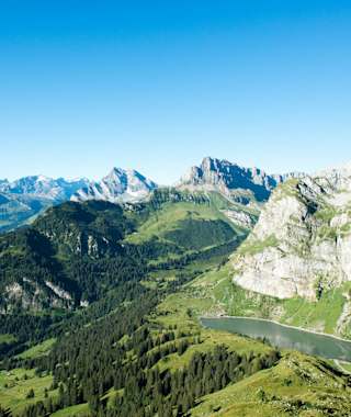 Der Oberblegisee zählt zu den schönsten Bergseen der Schweiz.