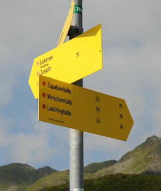 Beschilderung am Lasörling Höhenweg