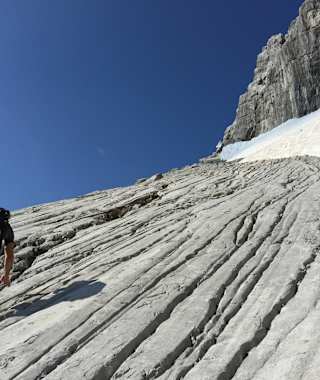 Gehen oder Klettern ist am Wiederband oft die Frage