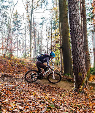 Anleger und Hindernisse soweit das Auge reicht.