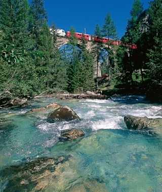 Im Albulatal zwischen Bergün und Preda