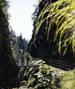 Die Tiefenbachklamm - Naturschauspiel auf der Bergzeit Alpenüberquerung