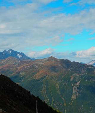Ausblick von der Ascher Hütte Richtung Hoher Riffler