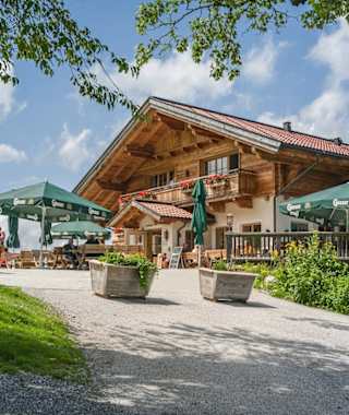 Die Aschinger Alm ist ein beliebtes Ausflugsziel.